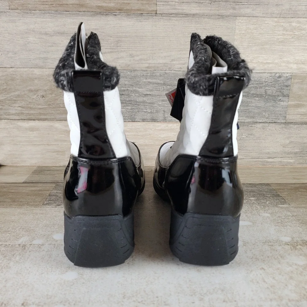 Khombu Megan Womens Winter Boots Sz 8 Wide Waterproof Front-Zip
